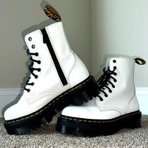 Dr. Martens Jadon Boot Smooth Leather Platform